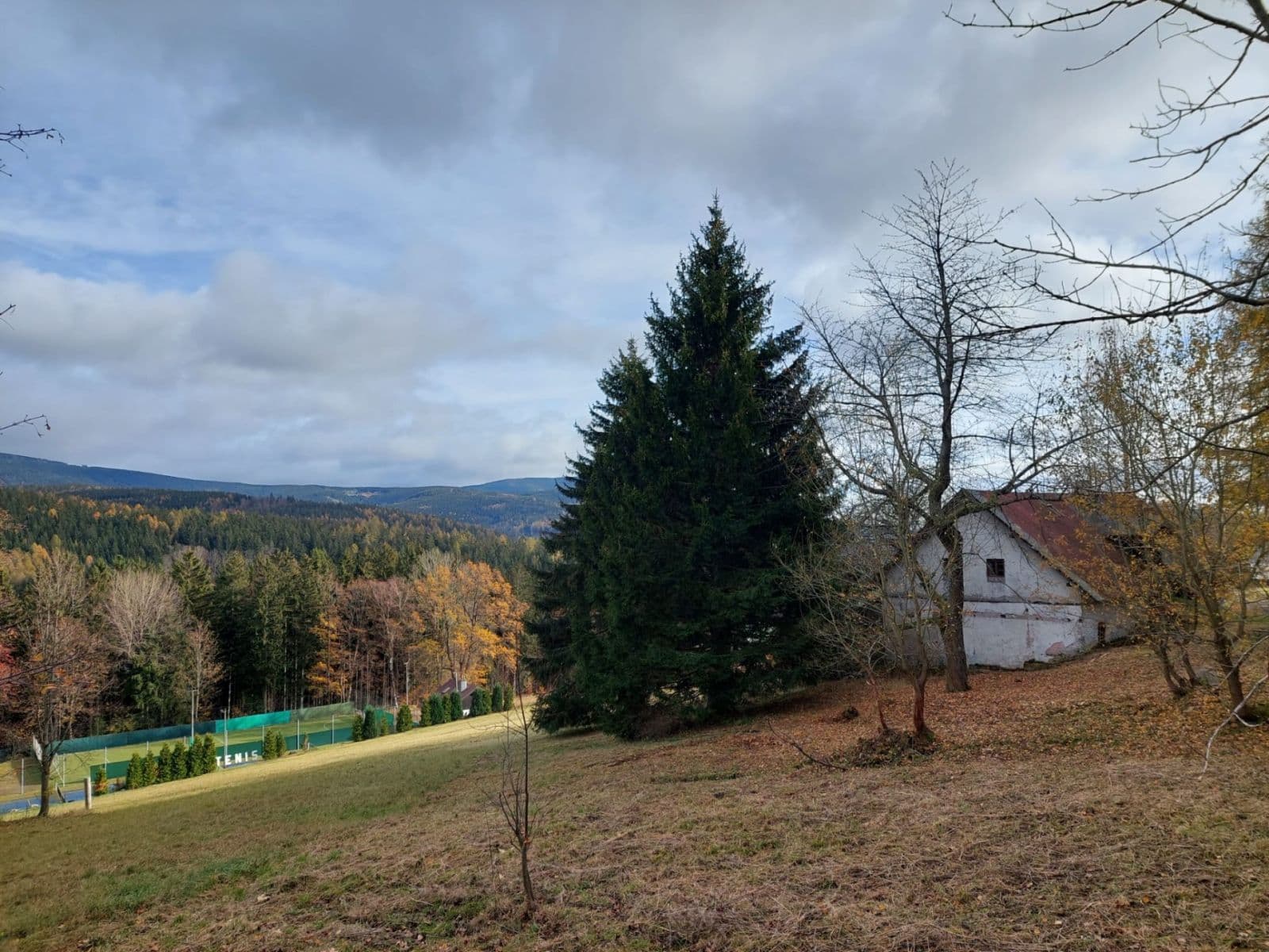 Prodej pozemku 2.100 m², Strážné, Královéhradecký kraj Prodej pozemku 2.100 m², Strážné, Královéhradecký kraj