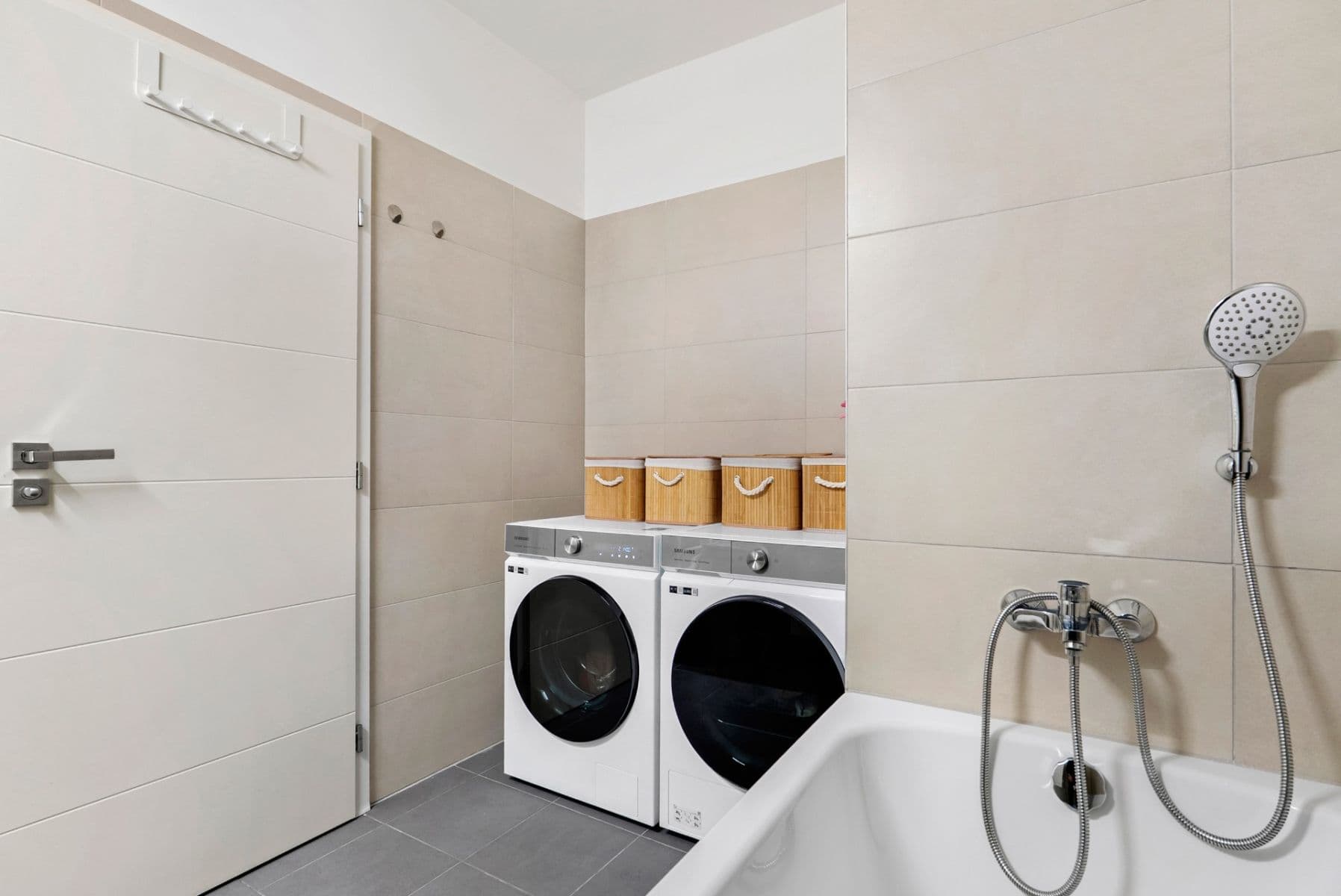 Prodej bytu 3+1 98 m², Žltá, Petržalka, Bratislavský kraj Prodej bytu 3+1 98 m², Žltá, Petržalka, Bratislavský kraj