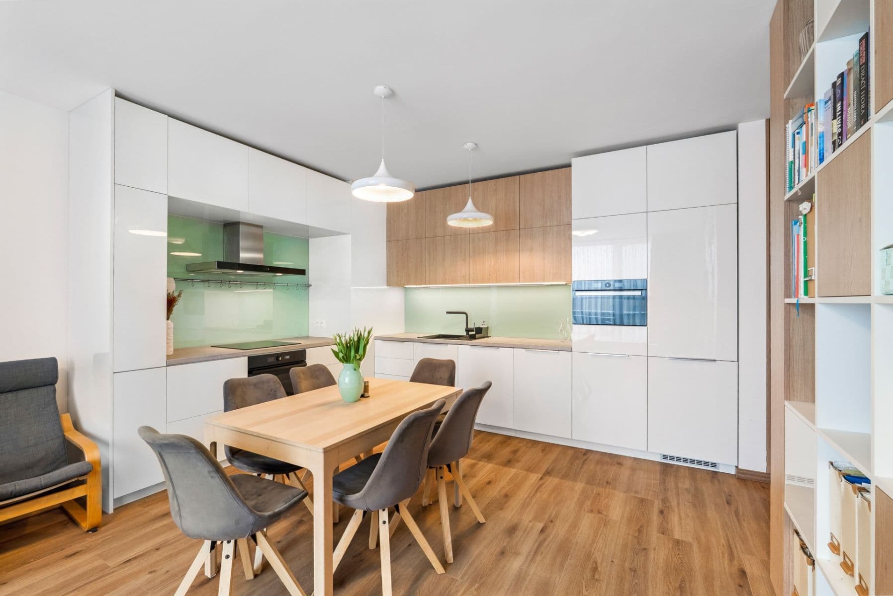 Prodej bytu 3+1 98 m², Žltá, Petržalka, Bratislavský kraj Prodej bytu 3+1 98 m², Žltá, Petržalka, Bratislavský kraj