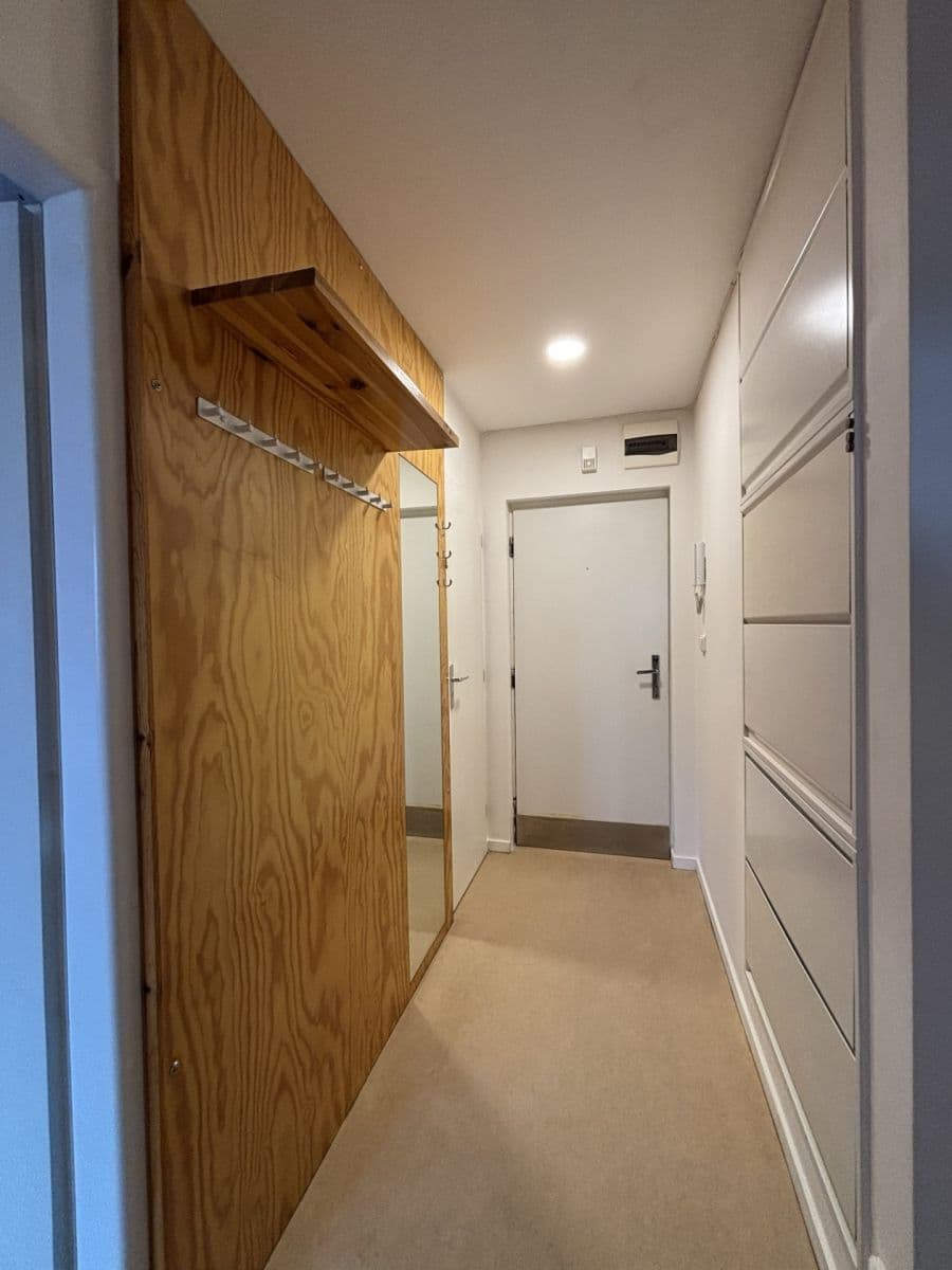 Pronájem bytu 2+1 56 m², Kolbenova, Praha, Praha Pronájem bytu 2+1 56 m², Kolbenova, Praha, Praha