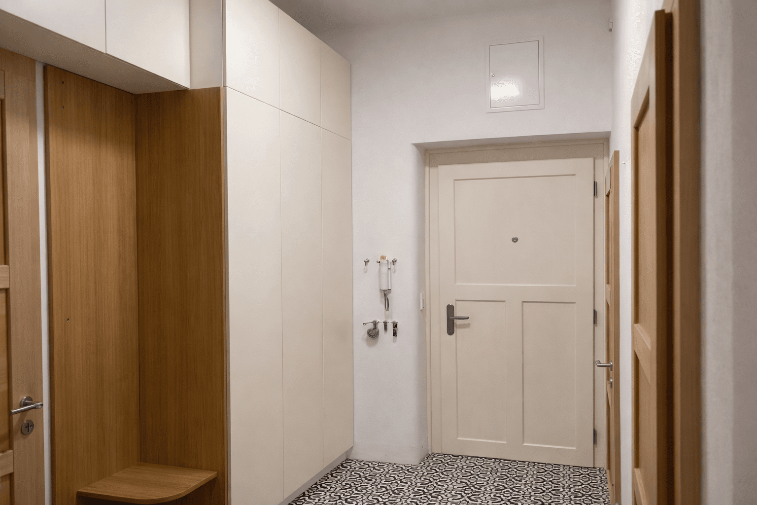 Prodej bytu 3+kk 70 m², V Háji, Praha, Praha Prodej bytu 3+kk 70 m², V Háji, Praha, Praha