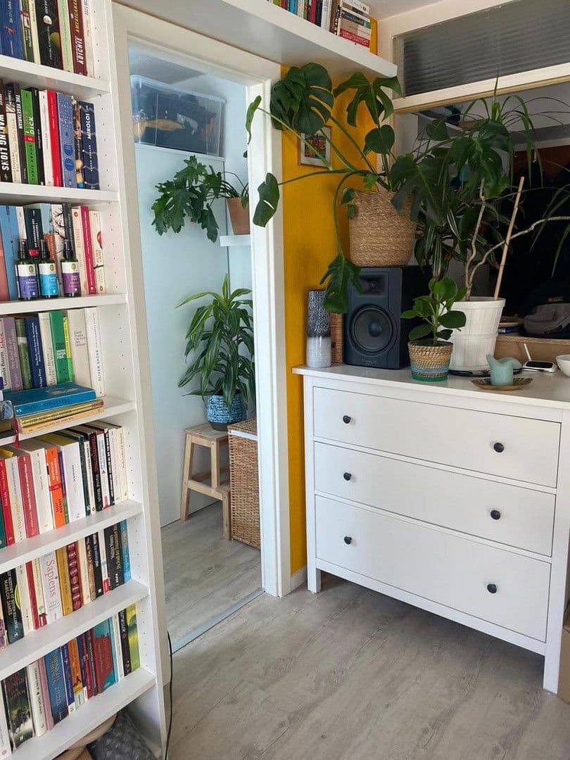 Pronájem bytu 1+1 37 m², Namibiastraße 26, Köln, Severní Porýní-Vestfálsko Pronájem bytu 1+1 37 m², Namibiastraße 26, Köln, Severní Porýní-Vestfálsko