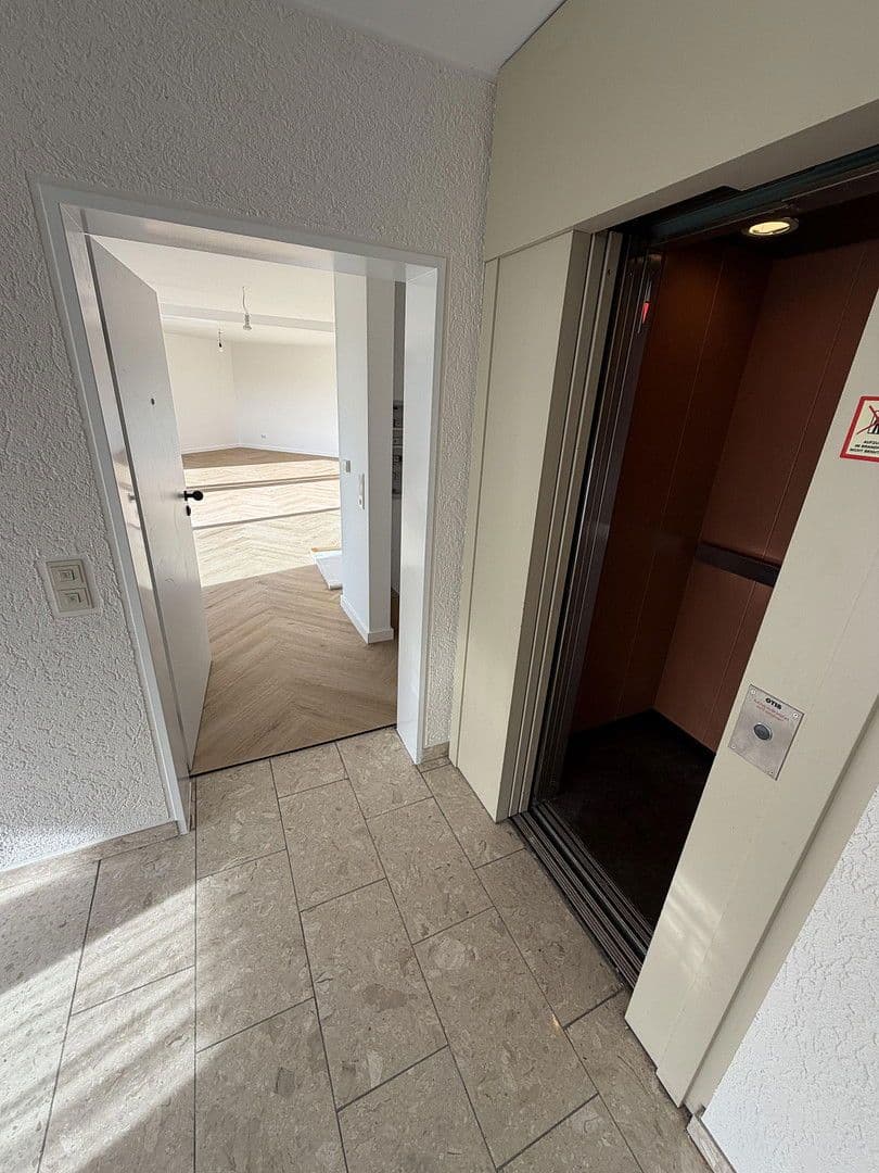 Prodej bytu 3+kk 120 m², Lönsweg 21, Spenge, Severní Porýní-Vestfálsko Prodej bytu 3+kk 120 m², Lönsweg 21, Spenge, Severní Porýní-Vestfálsko