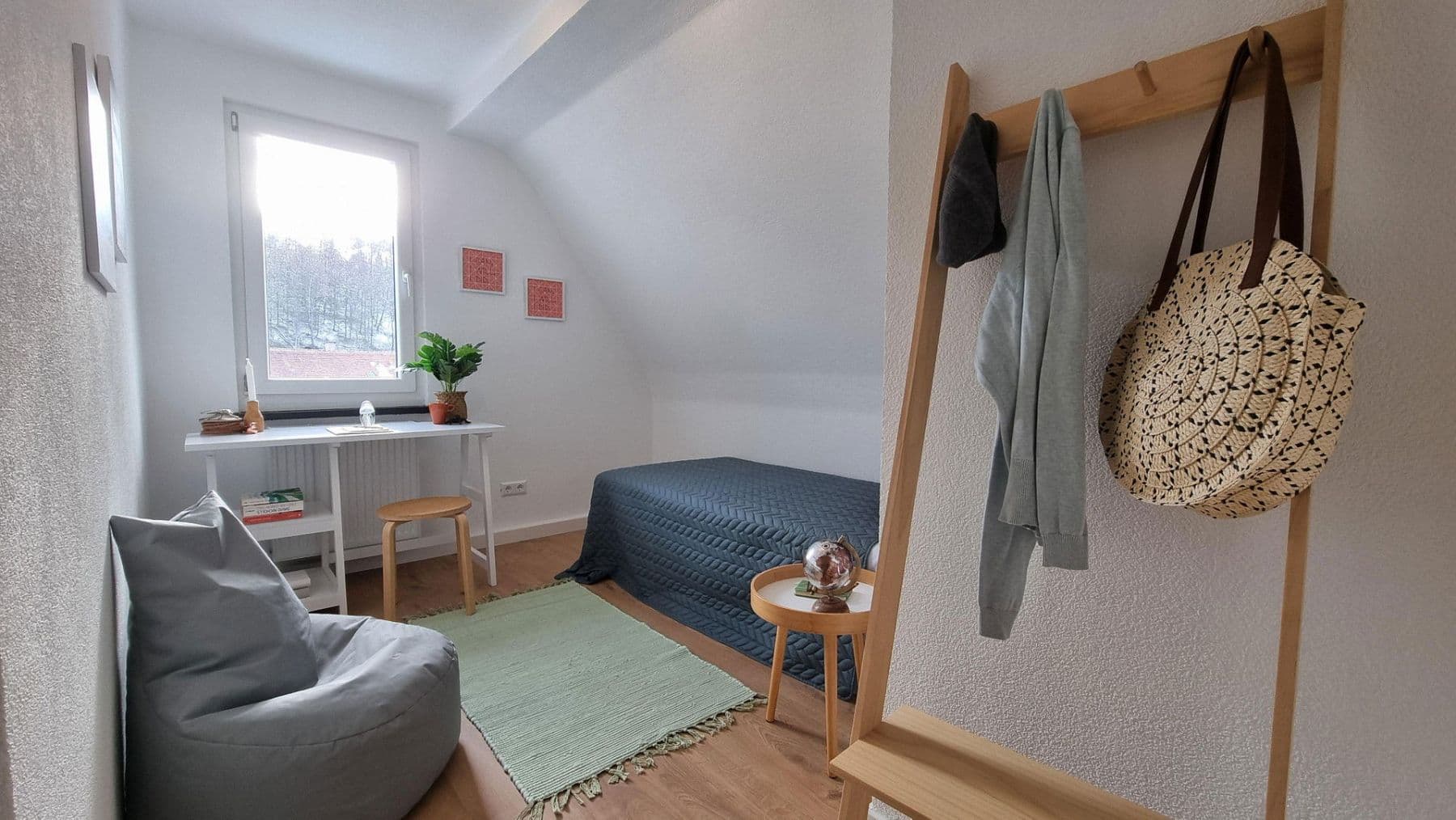 Pronájem bytu 4+1 64 m², Albstadt, Bádensko-Württembersko Pronájem bytu 4+1 64 m², Albstadt, Bádensko-Württembersko