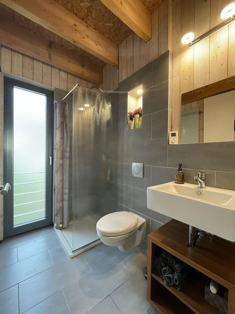 Prodej domu 244 m², pozemek 970 m², Zum Steinbruch 13, Namborn, Země Sársko Prodej domu 244 m², pozemek 970 m², Zum Steinbruch 13, Namborn, Země Sársko