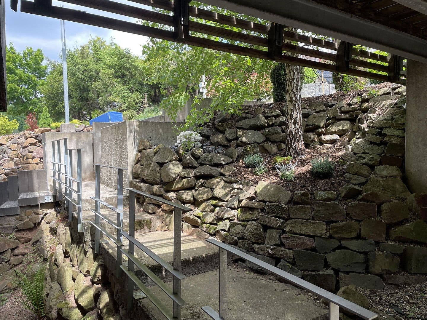 Prodej domu 244 m², pozemek 970 m², Zum Steinbruch 13, Namborn, Země Sársko Prodej domu 244 m², pozemek 970 m², Zum Steinbruch 13, Namborn, Země Sársko