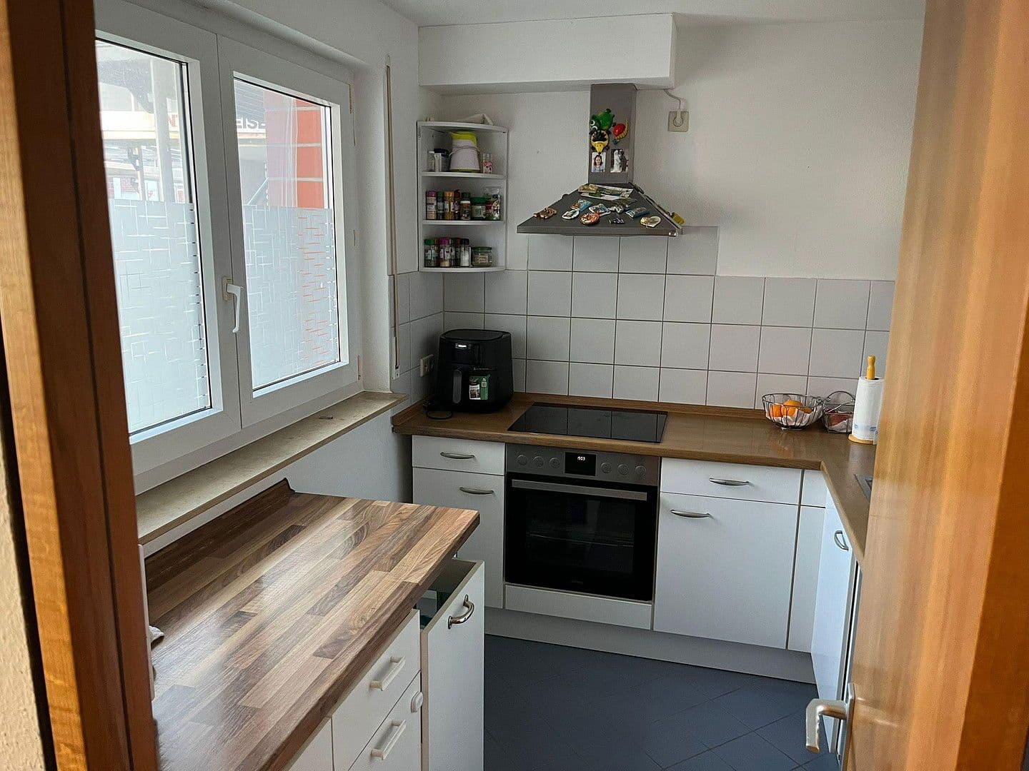 Pronájem bytu 3+1 82 m², Walter-Gropius-Str. 3, Reutlingen, Bádensko-Württembersko Pronájem bytu 3+1 82 m², Walter-Gropius-Str. 3, Reutlingen, Bádensko-Württembersko