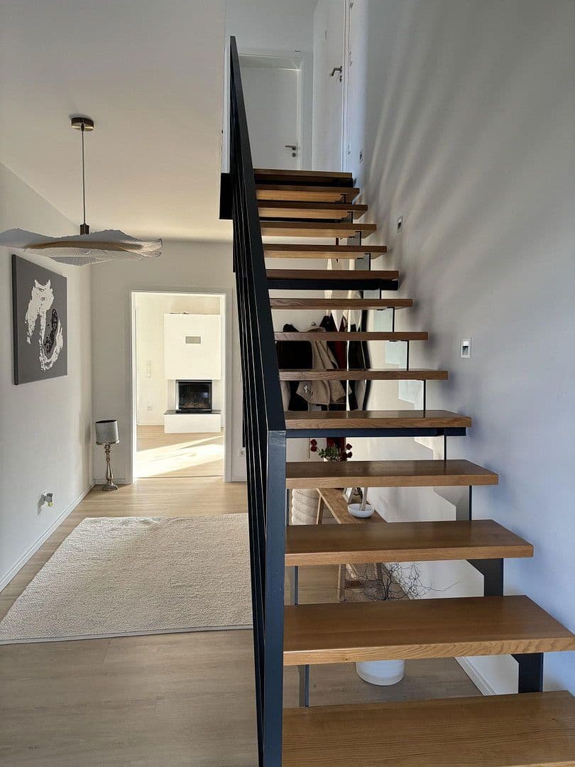 Prodej domu 198 m², pozemek 1.011 m², Heppenheim, Hessen Prodej domu 198 m², pozemek 1.011 m², Heppenheim, Hessen