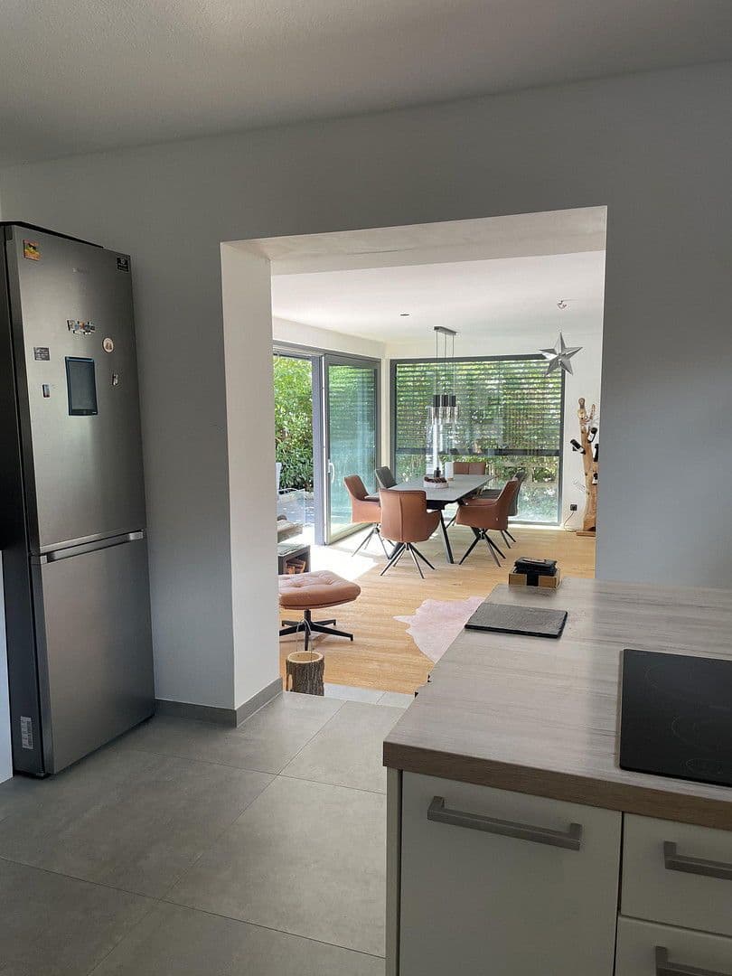 Prodej domu 290 m², pozemek 630 m², Burgthann, Bavorsko Prodej domu 290 m², pozemek 630 m², Burgthann, Bavorsko