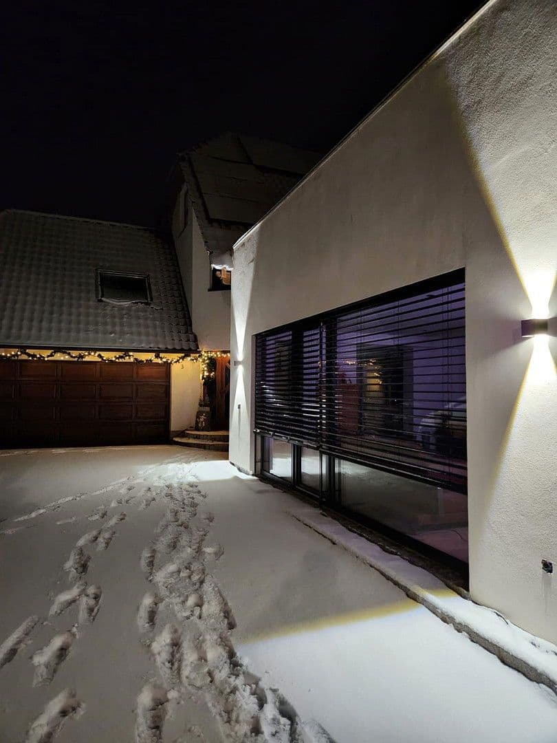 Prodej domu 290 m², pozemek 630 m², Burgthann, Bavorsko Prodej domu 290 m², pozemek 630 m², Burgthann, Bavorsko