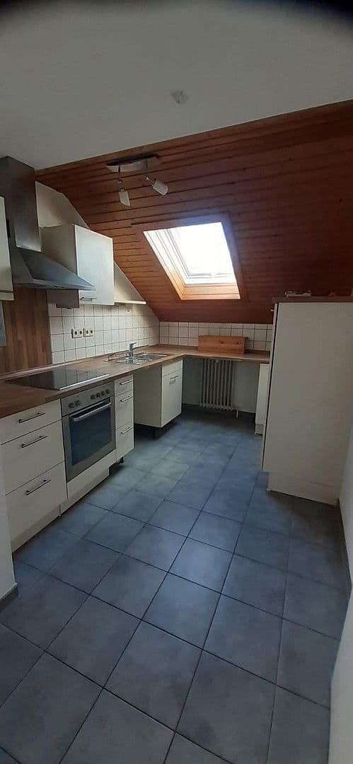 Pronájem bytu 4+1 110 m², Zimmern ob Rottweil, Bádensko-Württembersko Pronájem bytu 4+1 110 m², Zimmern ob Rottweil, Bádensko-Württembersko