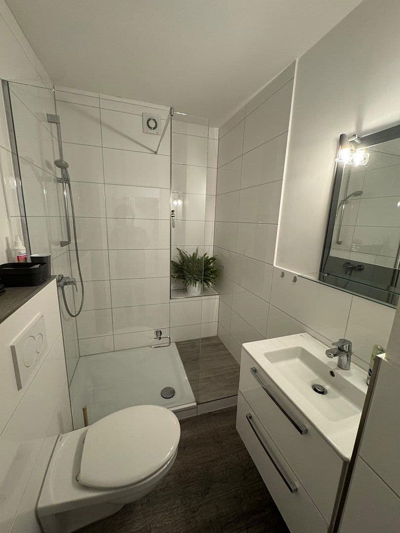 Pronájem bytu 2+1 54 m², Im Bonnet 20, Bonn, Severní Porýní-Vestfálsko Pronájem bytu 2+1 54 m², Im Bonnet 20, Bonn, Severní Porýní-Vestfálsko