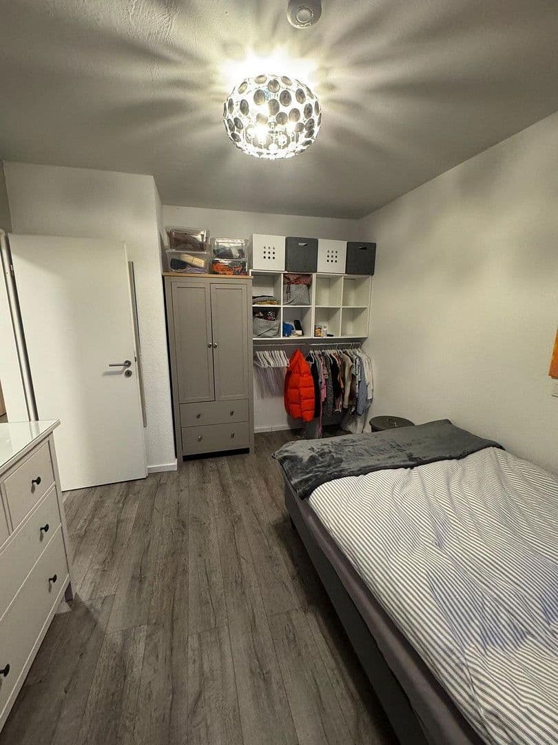 Pronájem bytu 2+1 54 m², Im Bonnet 20, Bonn, Severní Porýní-Vestfálsko Pronájem bytu 2+1 54 m², Im Bonnet 20, Bonn, Severní Porýní-Vestfálsko