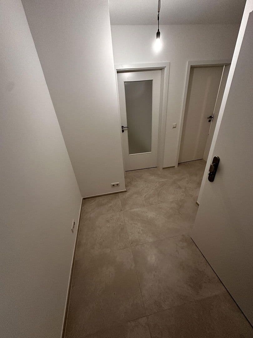 Pronájem bytu 2+1 44 m², Rüsselsheim am Main, Hessen Pronájem bytu 2+1 44 m², Rüsselsheim am Main, Hessen