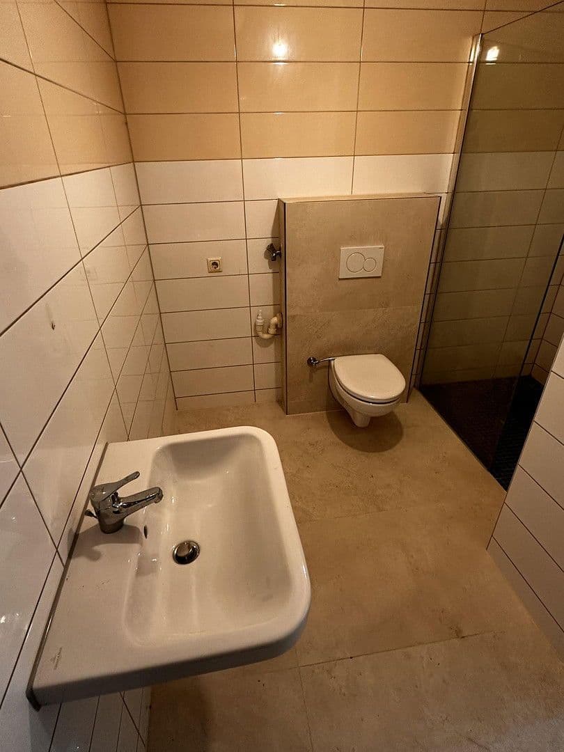 Pronájem bytu 2+1 44 m², Rüsselsheim am Main, Hessen Pronájem bytu 2+1 44 m², Rüsselsheim am Main, Hessen