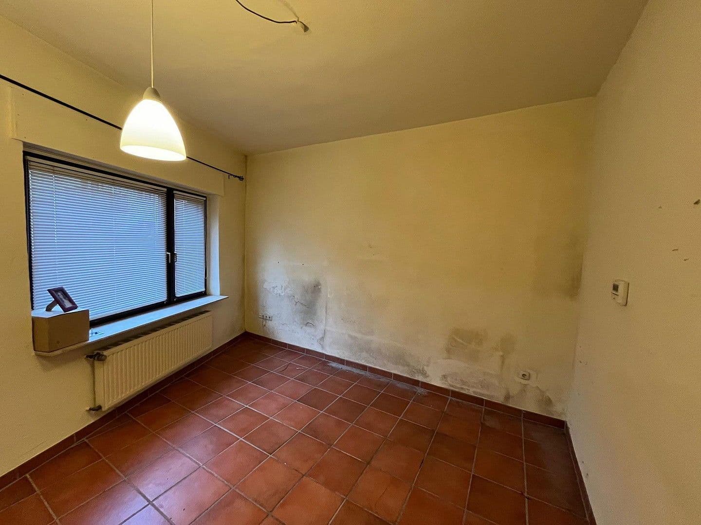 Prodej domu 85 m², pozemek 776 m², Langenackerstraße 78, Brühl, Severní Porýní-Vestfálsko Prodej domu 85 m², pozemek 776 m², Langenackerstraße 78, Brühl, Severní Porýní-Vestfálsko