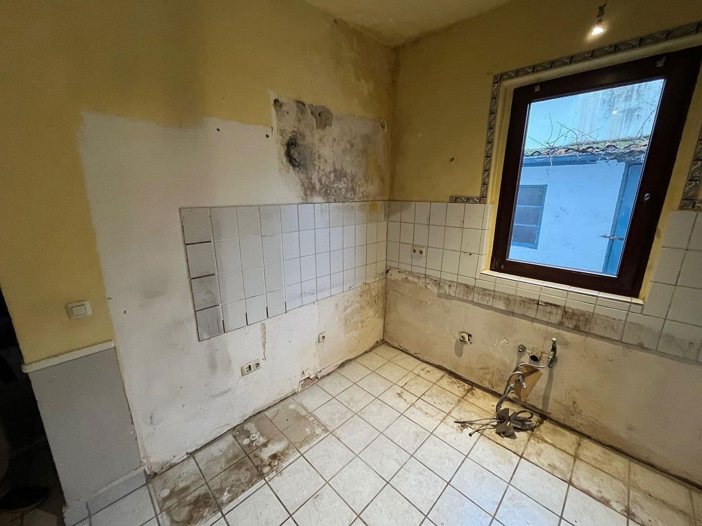 Prodej domu 85 m², pozemek 776 m², Langenackerstraße 78, Brühl, Severní Porýní-Vestfálsko Prodej domu 85 m², pozemek 776 m², Langenackerstraße 78, Brühl, Severní Porýní-Vestfálsko