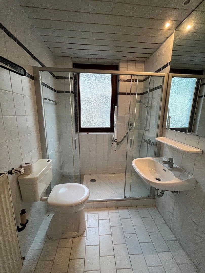 Prodej domu 85 m², pozemek 776 m², Langenackerstraße 78, Brühl, Severní Porýní-Vestfálsko Prodej domu 85 m², pozemek 776 m², Langenackerstraße 78, Brühl, Severní Porýní-Vestfálsko