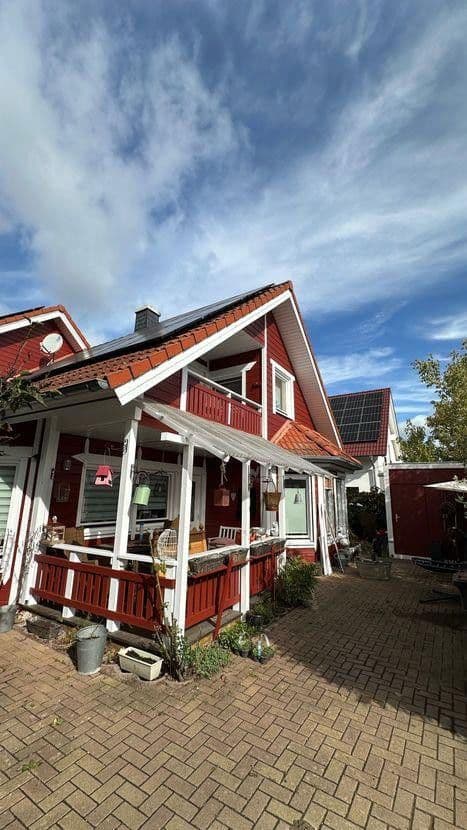 Prodej domu 120 m², pozemek 385 m², Schöneck, Hessen Prodej domu 120 m², pozemek 385 m², Schöneck, Hessen