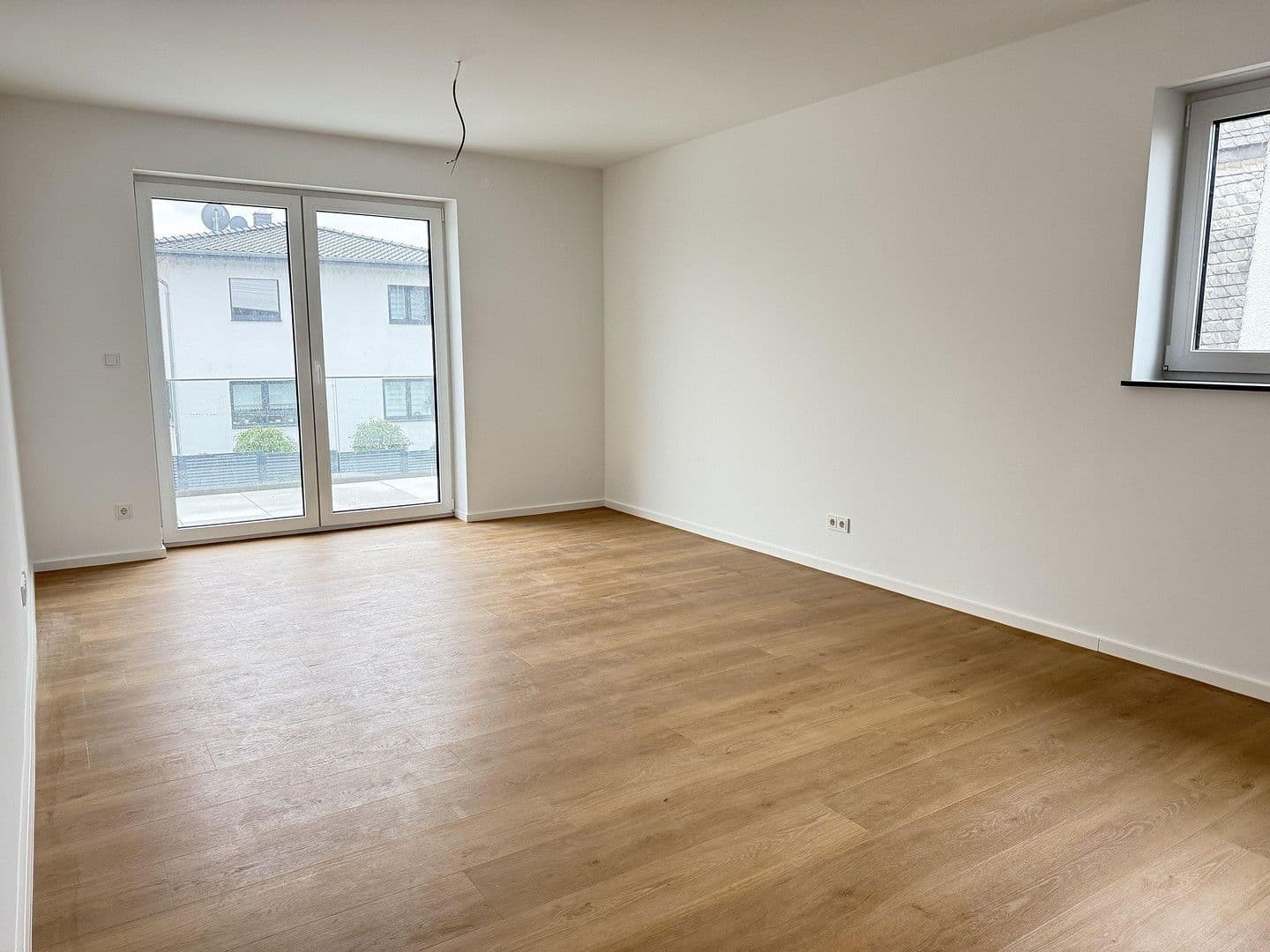 Pronájem bytu 3+1 80 m², Diez, Porýní-Falc Pronájem bytu 3+1 80 m², Diez, Porýní-Falc