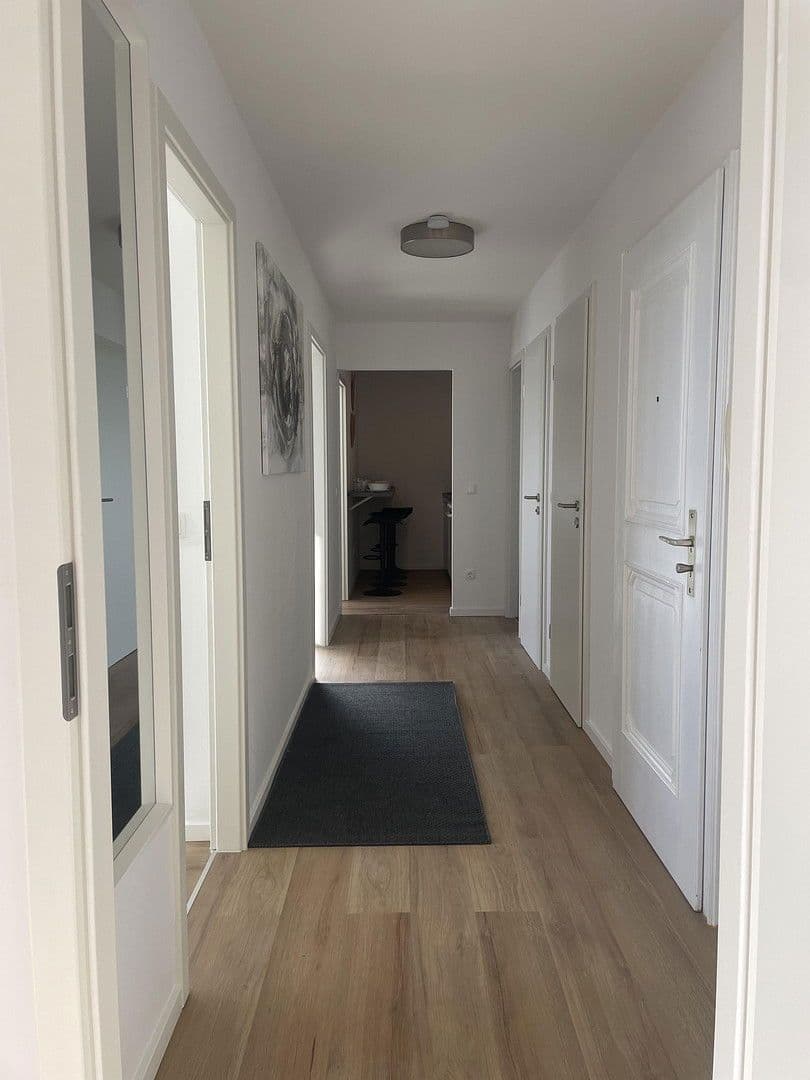 Pronájem bytu 1+1 14 m², Ratoldstraße 30, München - Allach-Untermenzing, Bavorsko Pronájem bytu 1+1 14 m², Ratoldstraße 30, München - Allach-Untermenzing, Bavorsko