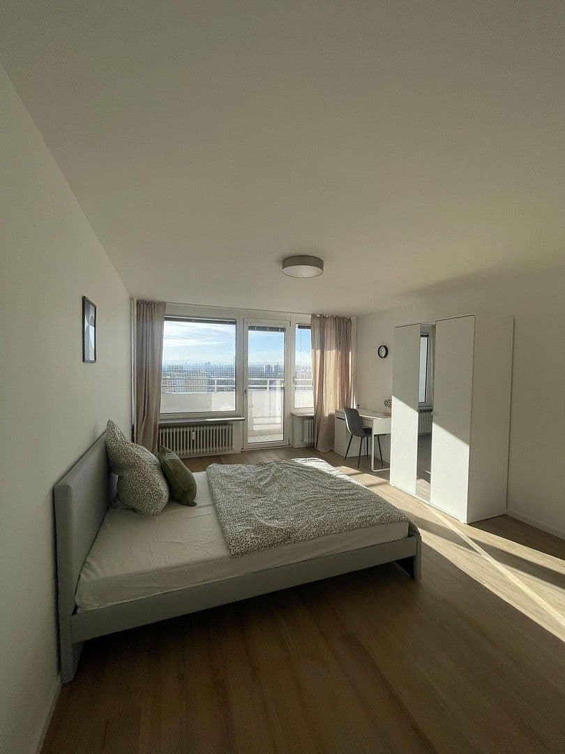 Pronájem bytu 1+1 14 m², Ratoldstraße 30, München - Allach-Untermenzing, Bavorsko Pronájem bytu 1+1 14 m², Ratoldstraße 30, München - Allach-Untermenzing, Bavorsko