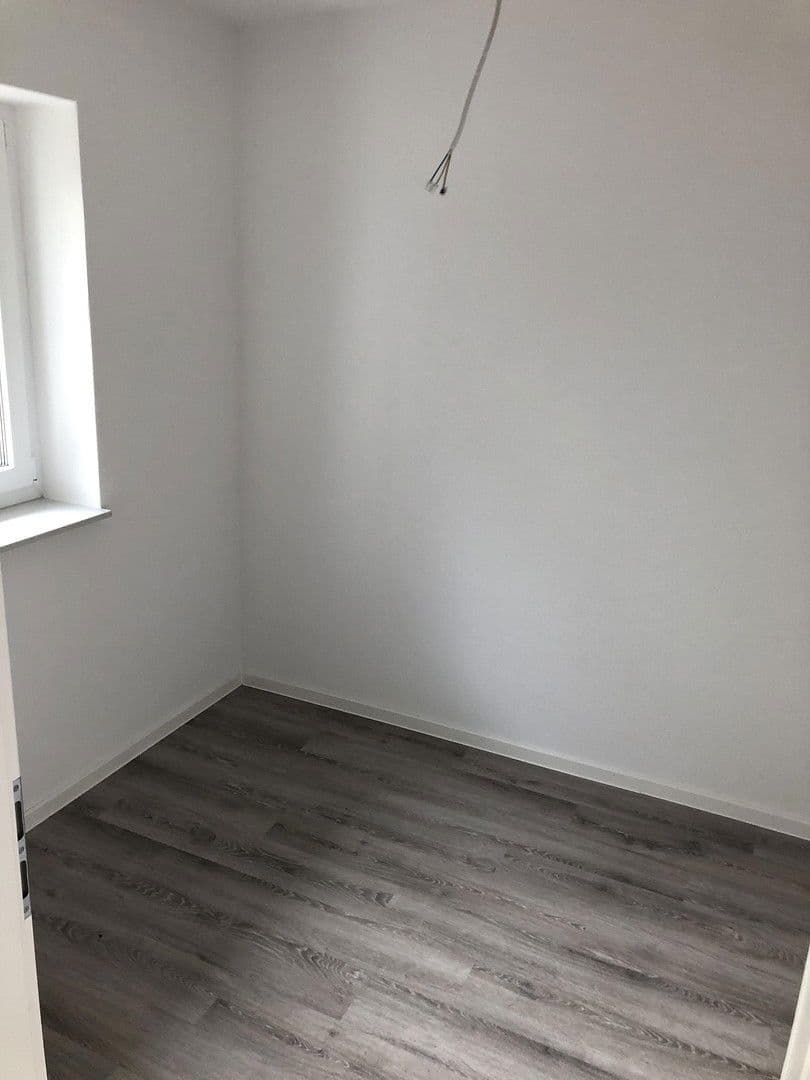 Pronájem bytu 4+1 110 m², Forsthausstrasse 5, Marburg, Hessen Pronájem bytu 4+1 110 m², Forsthausstrasse 5, Marburg, Hessen