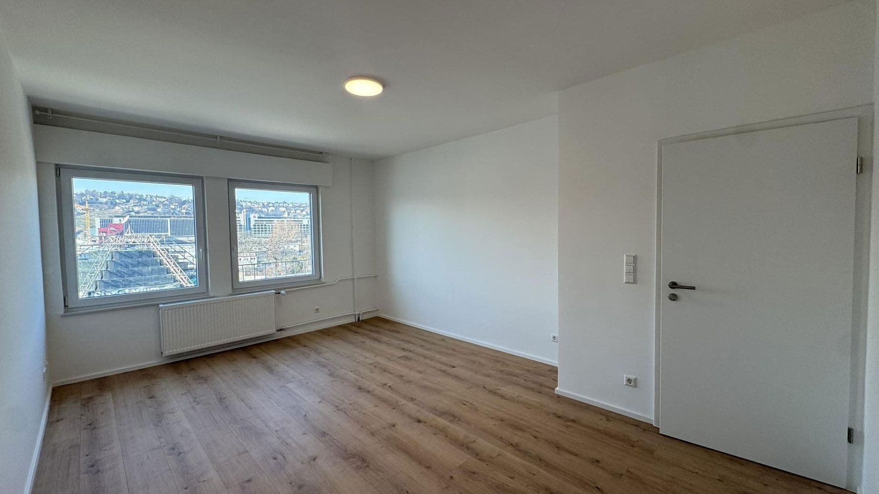Pronájem bytu 6+1 138 m², Willy-Brandt-Straße 28, Stuttgart, Bádensko-Württembersko Pronájem bytu 6+1 138 m², Willy-Brandt-Straße 28, Stuttgart, Bádensko-Württembersko