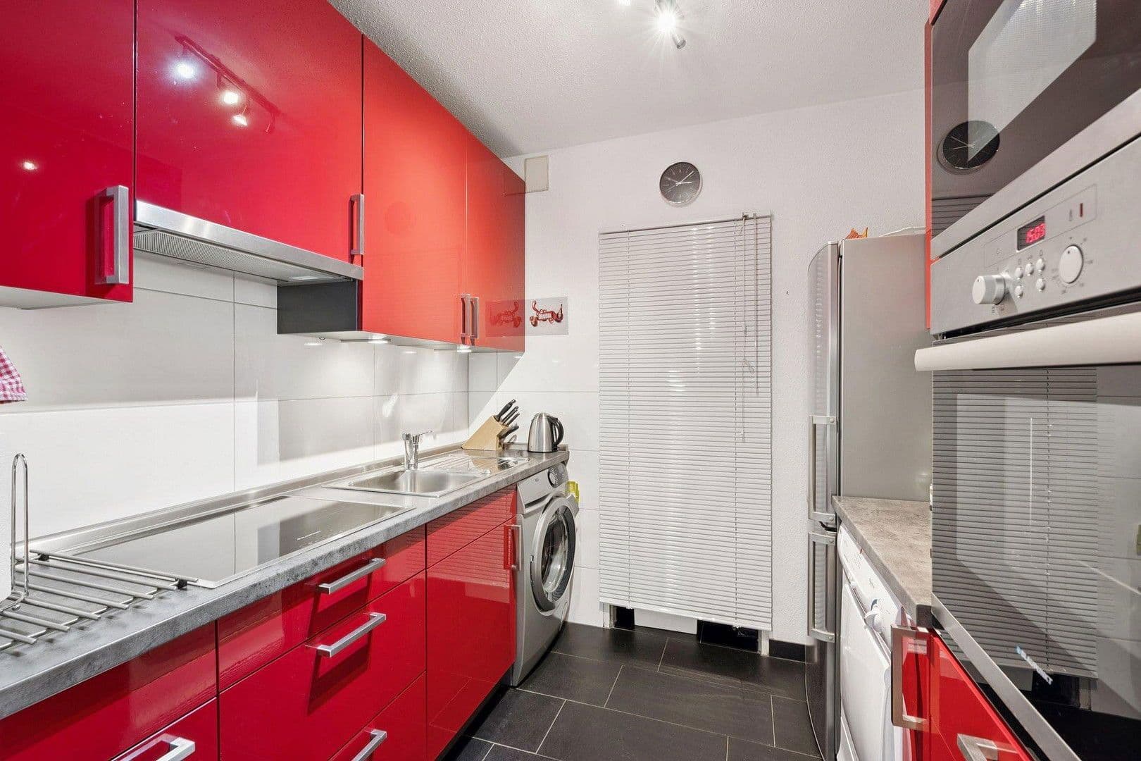 Pronájem bytu 2+1 56 m², Solinger Str. 7, Düsseldorf, Severní Porýní-Vestfálsko Pronájem bytu 2+1 56 m², Solinger Str. 7, Düsseldorf, Severní Porýní-Vestfálsko