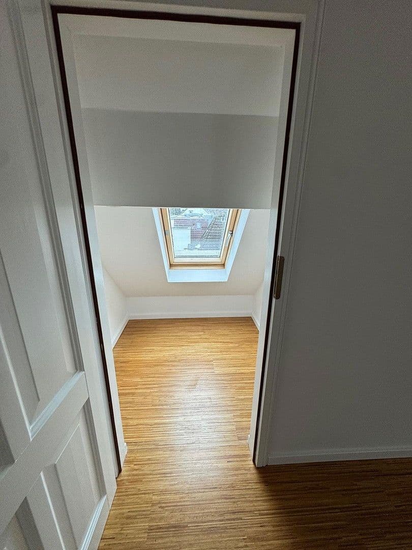 Pronájem bytu 3+1 85 m², Fuhlsbütteler Damm 75, Hamburg, Hamburg Pronájem bytu 3+1 85 m², Fuhlsbütteler Damm 75, Hamburg, Hamburg