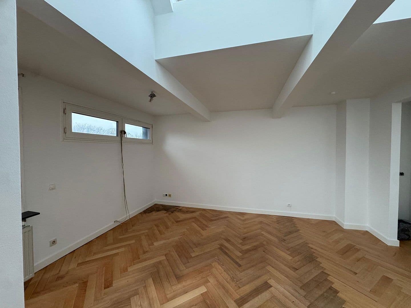 Pronájem bytu 3+1 85 m², Fuhlsbütteler Damm 75, Hamburg, Hamburg Pronájem bytu 3+1 85 m², Fuhlsbütteler Damm 75, Hamburg, Hamburg