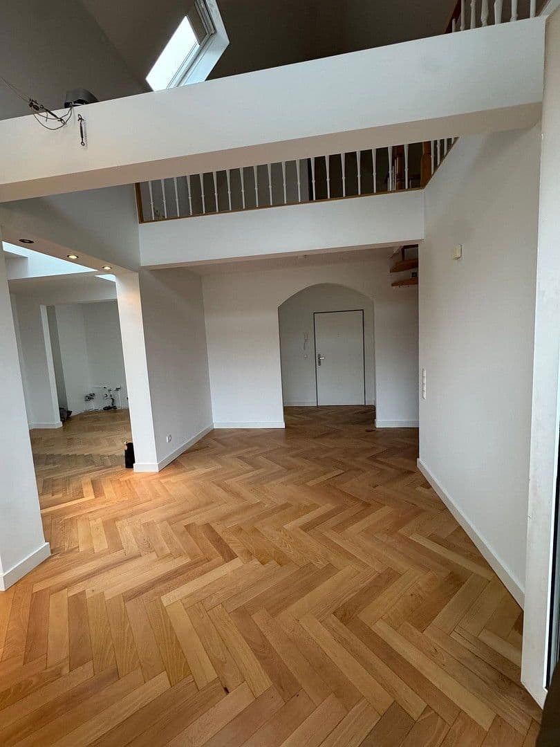 Pronájem bytu 3+1 85 m², Fuhlsbütteler Damm 75, Hamburg, Hamburg Pronájem bytu 3+1 85 m², Fuhlsbütteler Damm 75, Hamburg, Hamburg