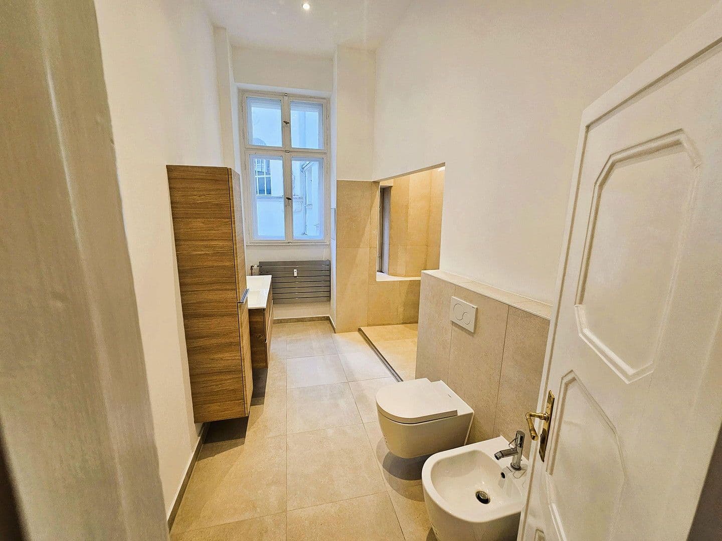 Pronájem kanceláře 230 m², Brandenburgische Straße 16, Berlin, Berlín Pronájem kanceláře 230 m², Brandenburgische Straße 16, Berlin, Berlín