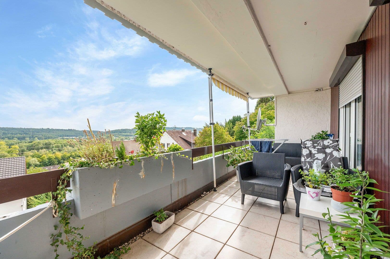 Prodej bytu 4+1 102 m², Weinbergstr. 19, Esslingen am Neckar, Bádensko-Württembersko Prodej bytu 4+1 102 m², Weinbergstr. 19, Esslingen am Neckar, Bádensko-Württembersko