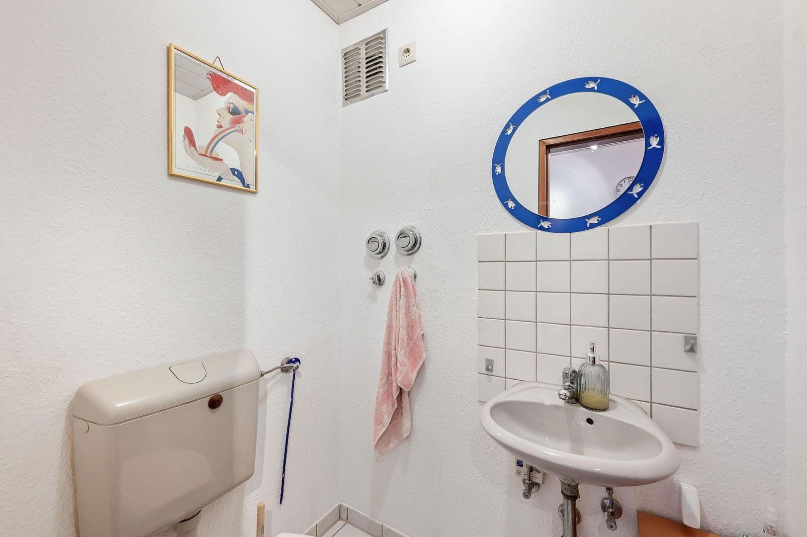 Prodej bytu 4+1 102 m², Weinbergstr. 19, Esslingen am Neckar, Bádensko-Württembersko Prodej bytu 4+1 102 m², Weinbergstr. 19, Esslingen am Neckar, Bádensko-Württembersko