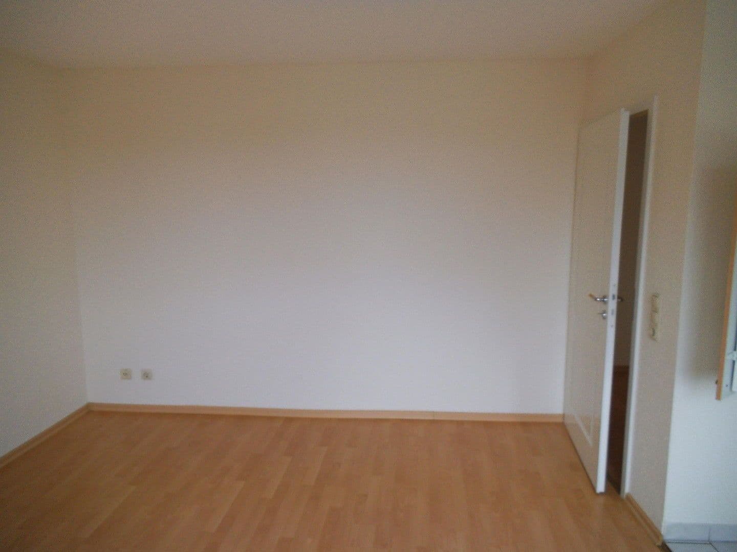 Pronájem bytu 2+1 46 m², Sadowastr. 2, Lübeck, Šlesvicko-Holštýnsko Pronájem bytu 2+1 46 m², Sadowastr. 2, Lübeck, Šlesvicko-Holštýnsko