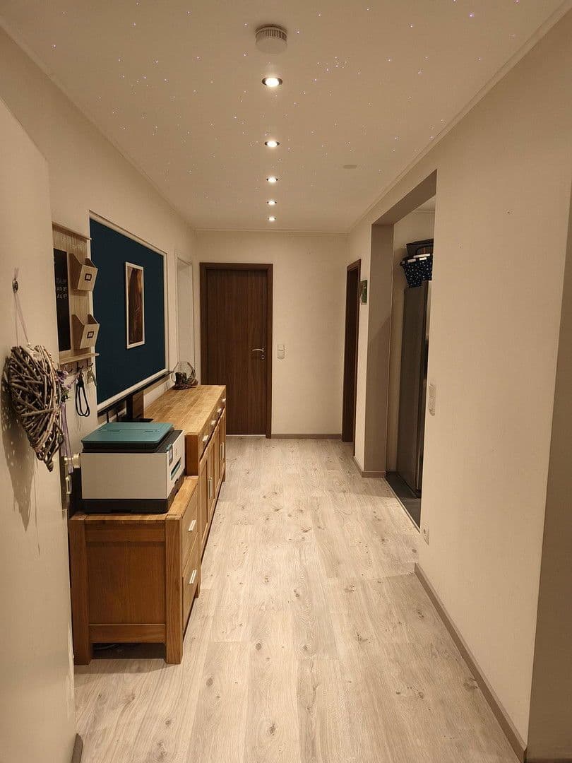 Prodej bytu 3+1 85 m², Butzbach, Hessen Prodej bytu 3+1 85 m², Butzbach, Hessen