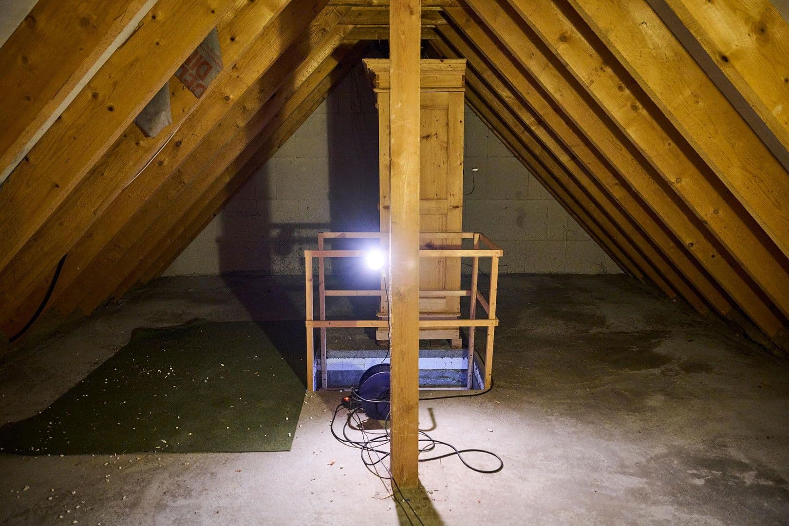 Prodej domu 112 m², pozemek 249 m², Sprendlingen, Porýní-Falc Prodej domu 112 m², pozemek 249 m², Sprendlingen, Porýní-Falc