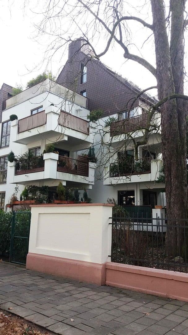 Prodej bytu 2+1 56 m², Frankfurterstr. 106, Offenbach, Hessen Prodej bytu 2+1 56 m², Frankfurterstr. 106, Offenbach, Hessen