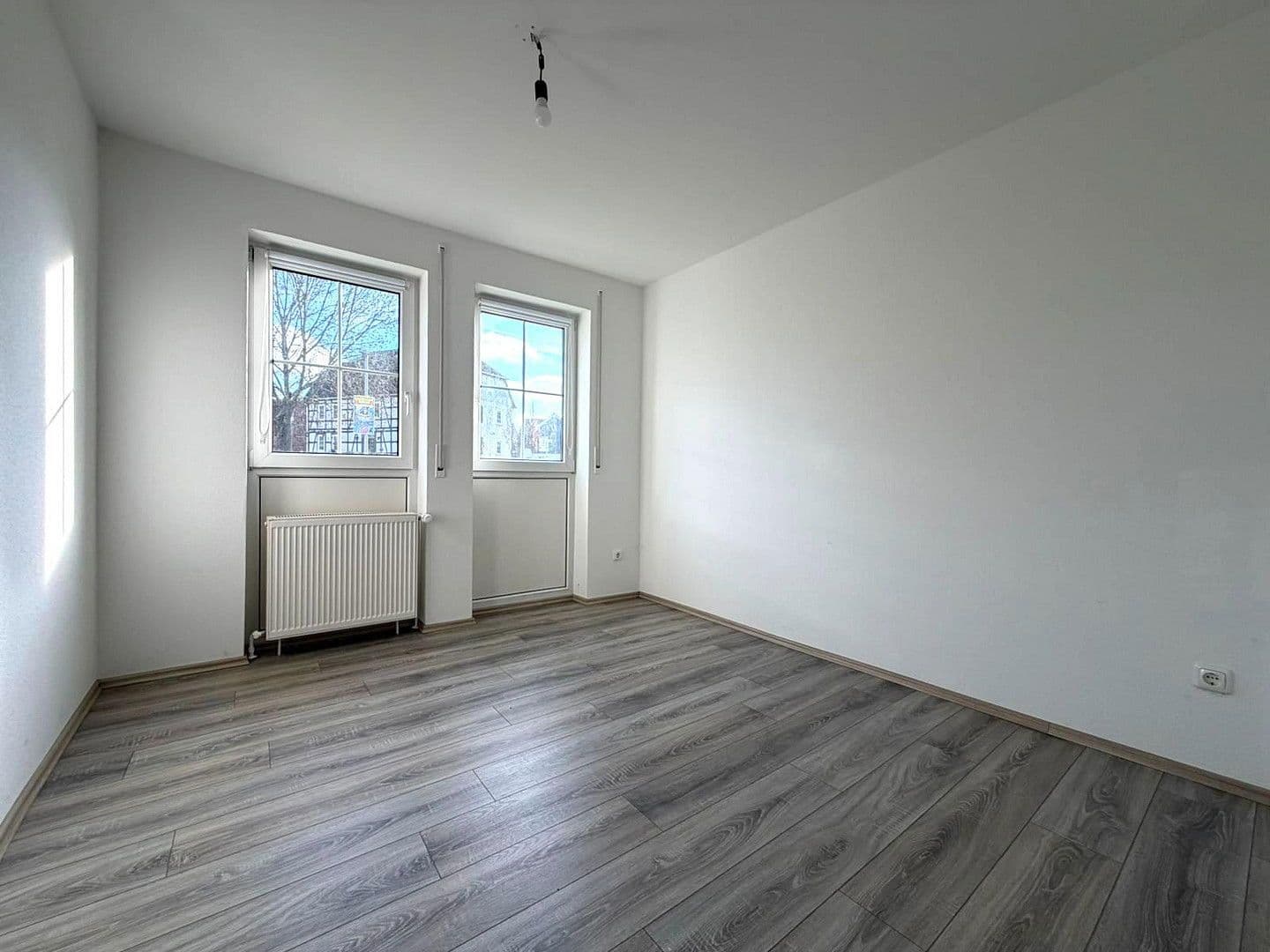 Pronájem bytu 4+1 110 m², Udenborner Str. 4, Wabern, Hessen Pronájem bytu 4+1 110 m², Udenborner Str. 4, Wabern, Hessen