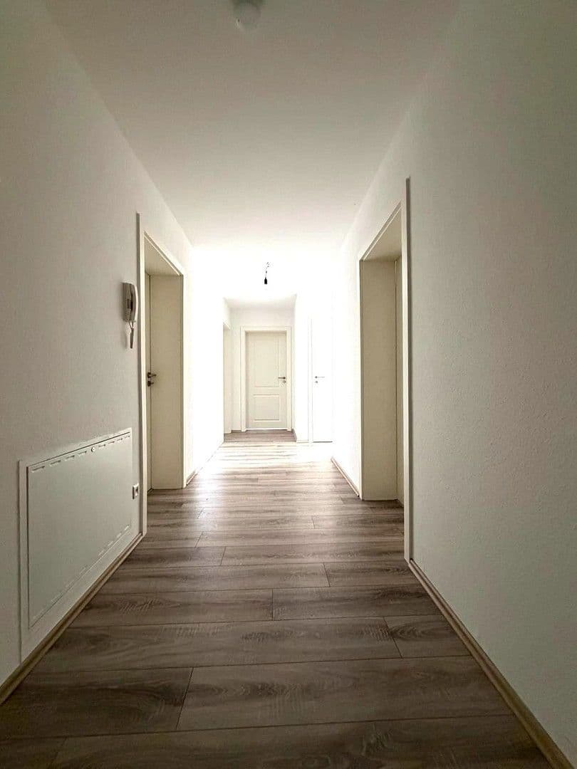 Pronájem bytu 4+1 110 m², Udenborner Str. 4, Wabern, Hessen Pronájem bytu 4+1 110 m², Udenborner Str. 4, Wabern, Hessen