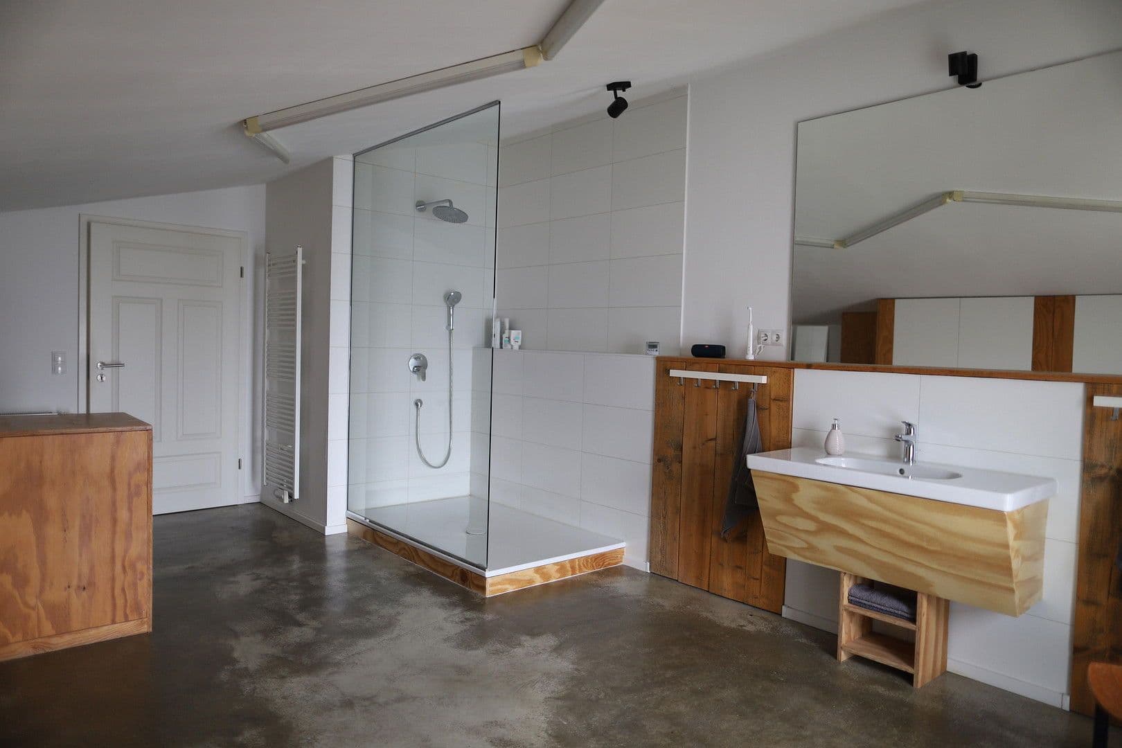 Prodej domu 189 m², pozemek 519 m², Wegelnburgstraße 54, Ludwigshafen, Porýní-Falc Prodej domu 189 m², pozemek 519 m², Wegelnburgstraße 54, Ludwigshafen, Porýní-Falc