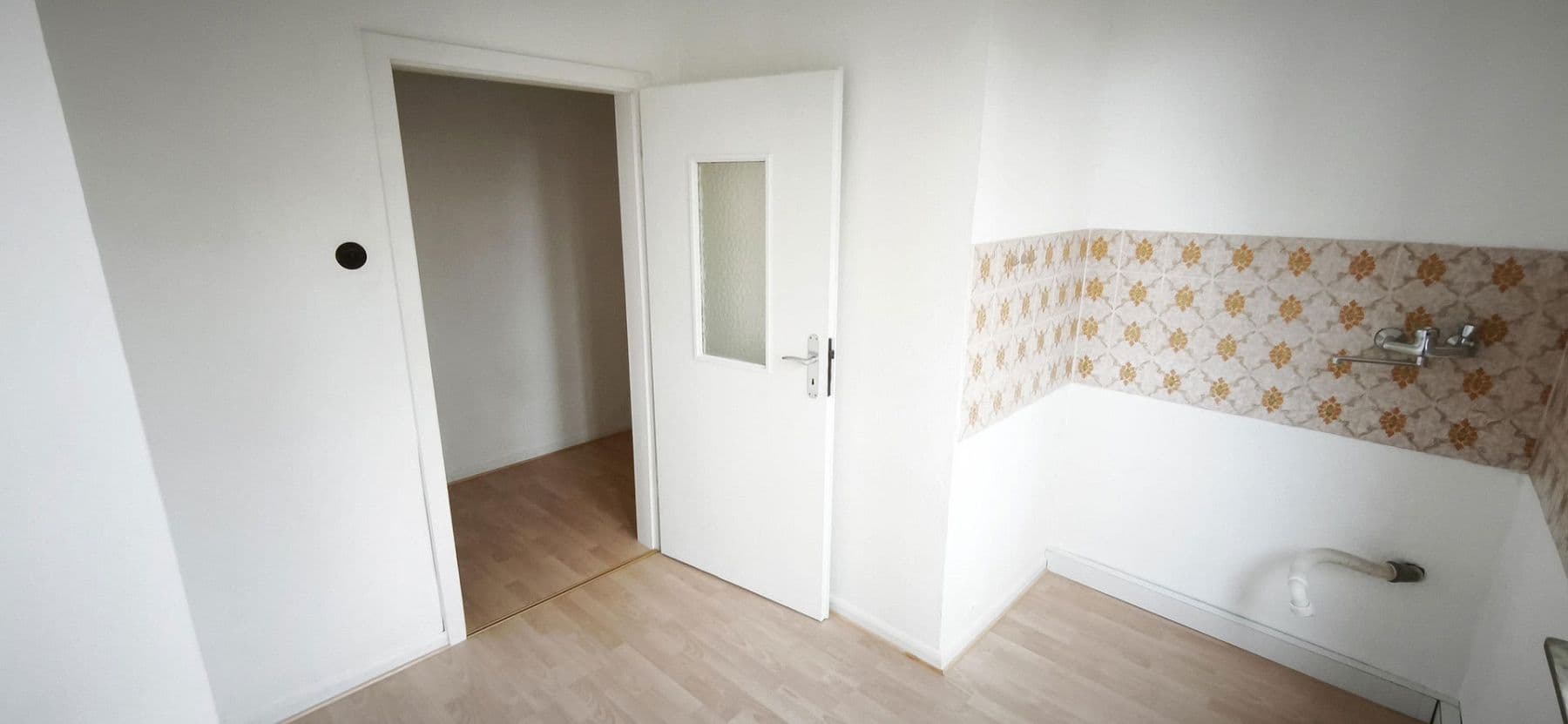 Prodej bytu 1+1 31 m², Cáchy, Severní Porýní-Vestfálsko Prodej bytu 1+1 31 m², Cáchy, Severní Porýní-Vestfálsko