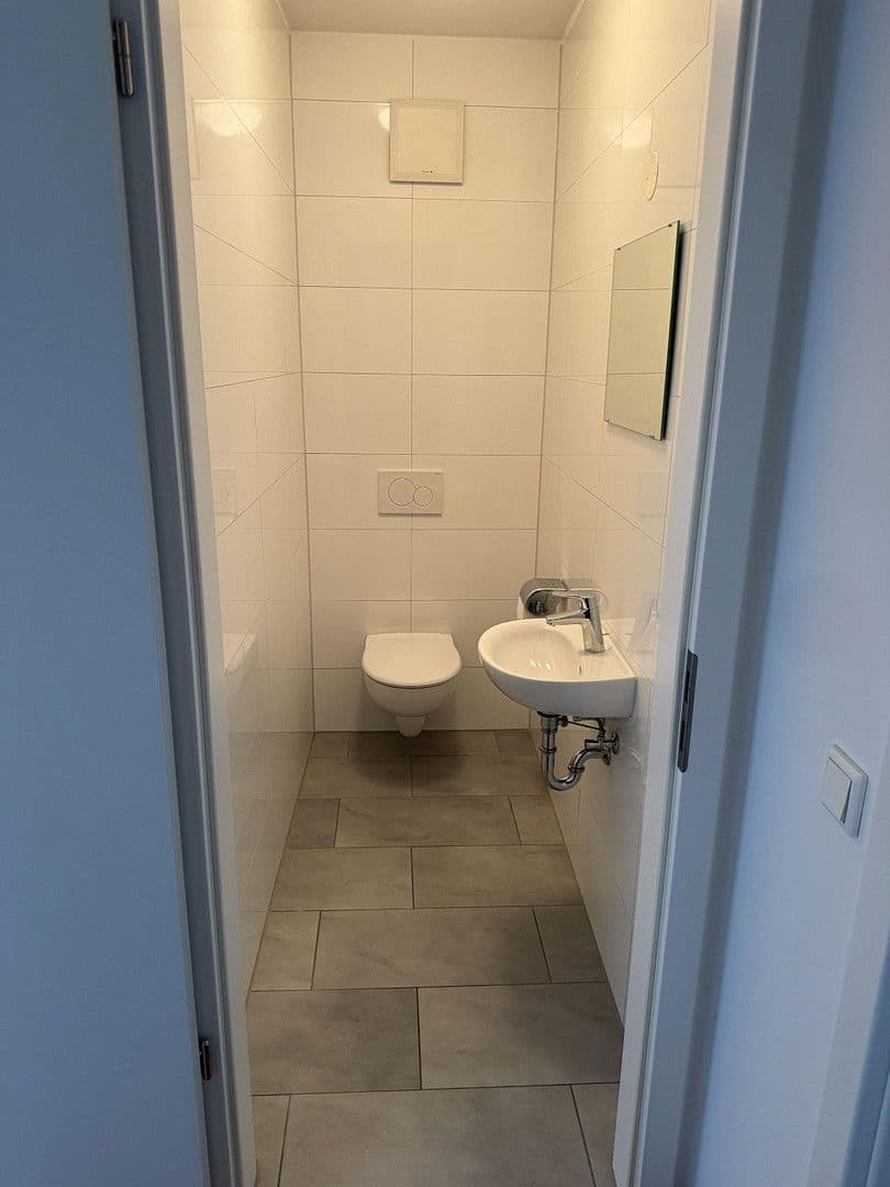 Pronájem bytu 3+1 115 m², Wilhelmstr 3, Freiburg, Bádensko-Württembersko Pronájem bytu 3+1 115 m², Wilhelmstr 3, Freiburg, Bádensko-Württembersko