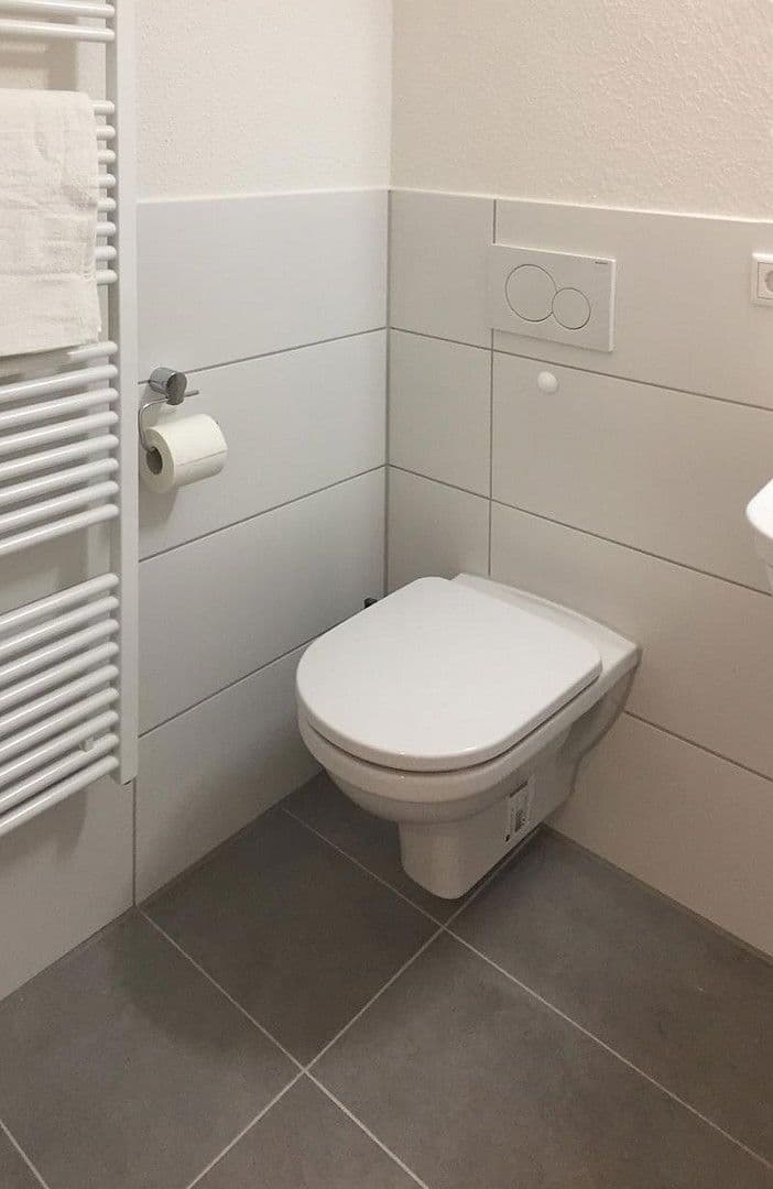 Pronájem bytu 1+1 26 m², Friedrich Naumann Str 51, Reutlingen, Bádensko-Württembersko Pronájem bytu 1+1 26 m², Friedrich Naumann Str 51, Reutlingen, Bádensko-Württembersko