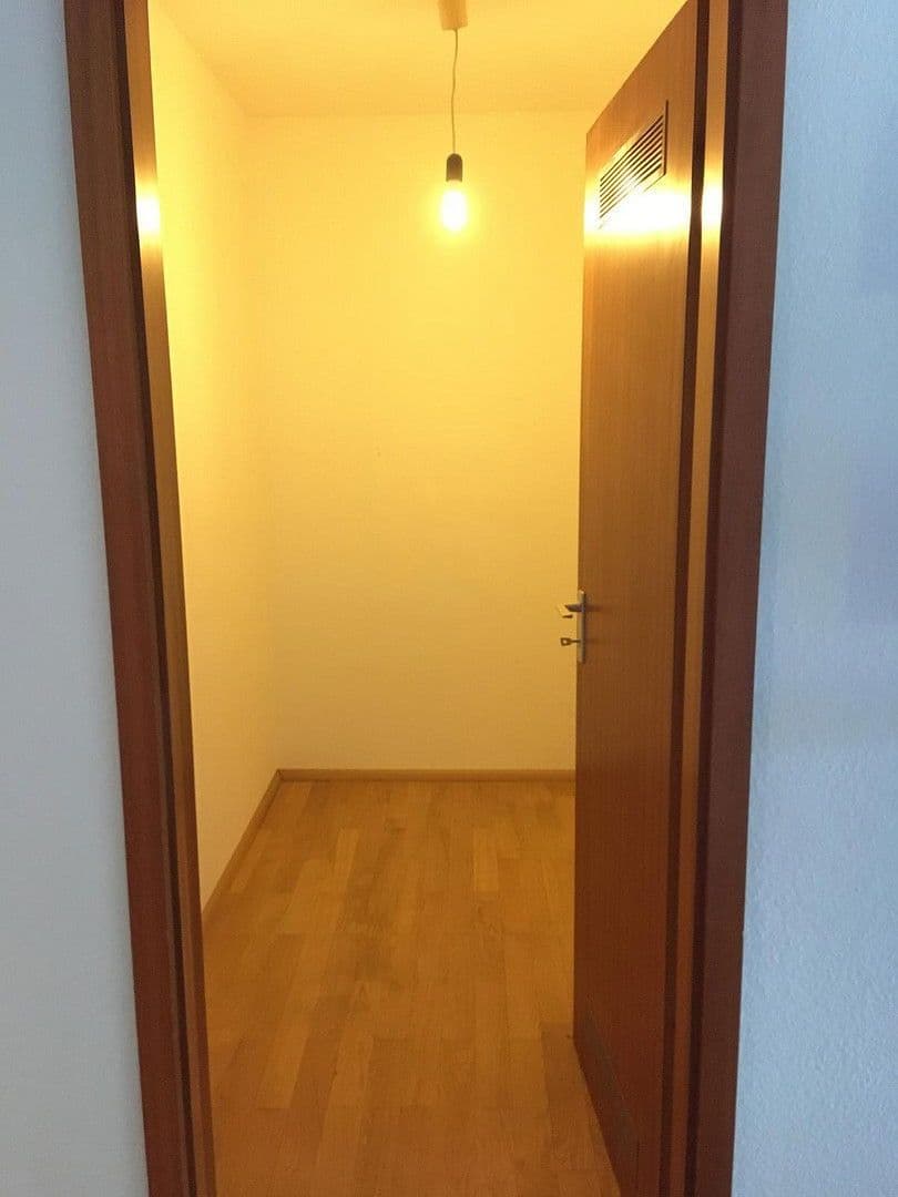 Prodej bytu 2+1 87 m², Mörikestraße 7–11, Tübingen, Bádensko-Württembersko Prodej bytu 2+1 87 m², Mörikestraße 7–11, Tübingen, Bádensko-Württembersko