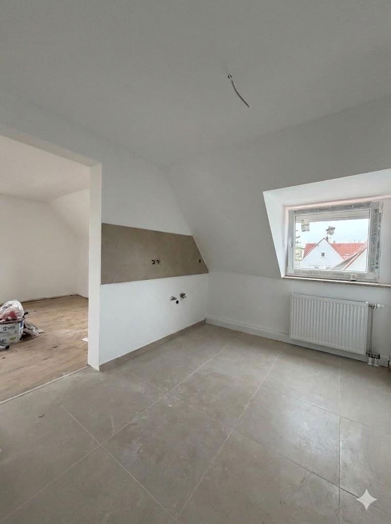 Pronájem bytu 3+1 78 m², Burgfarrnbach, Bavorsko Pronájem bytu 3+1 78 m², Burgfarrnbach, Bavorsko