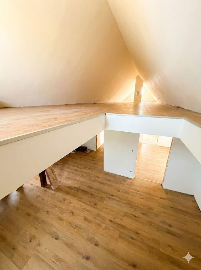 Pronájem bytu 3+1 78 m², Burgfarrnbach, Bavorsko Pronájem bytu 3+1 78 m², Burgfarrnbach, Bavorsko