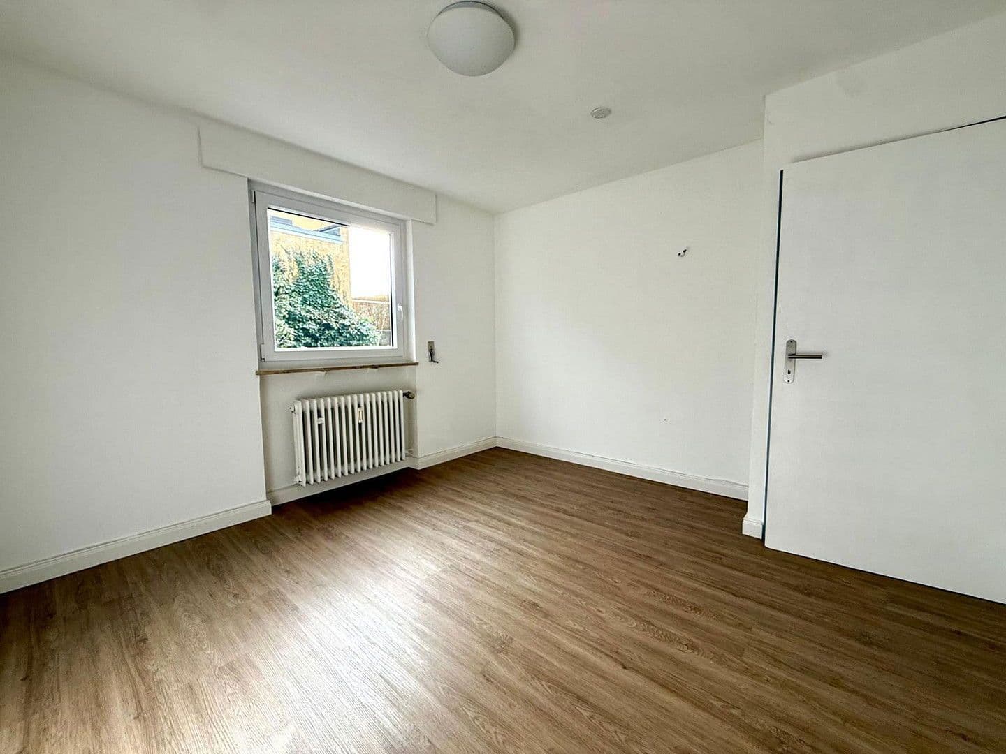 Pronájem bytu 3+1 93 m², Droste-Hülshoff-Weg 34, Meersburg, Bádensko-Württembersko Pronájem bytu 3+1 93 m², Droste-Hülshoff-Weg 34, Meersburg, Bádensko-Württembersko