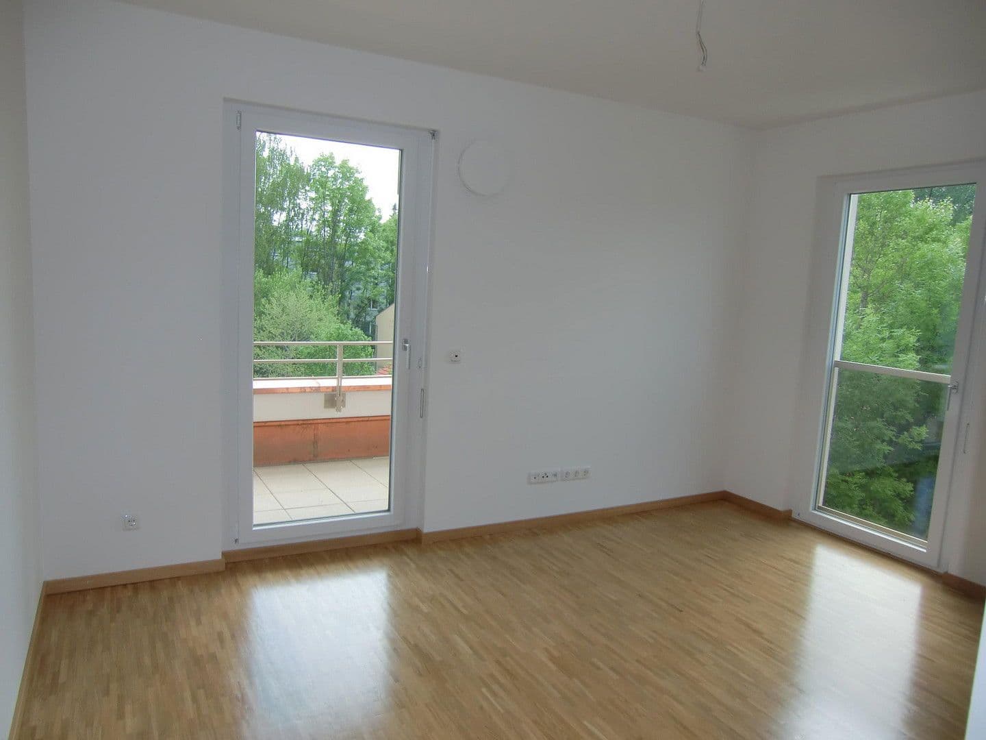 Pronájem bytu 4+1 113 m², München, Bavorsko Pronájem bytu 4+1 113 m², München, Bavorsko
